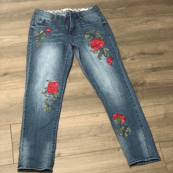 Vintage America Denim - Vintage America Rose Embroidered Boyfriend Jeans 4